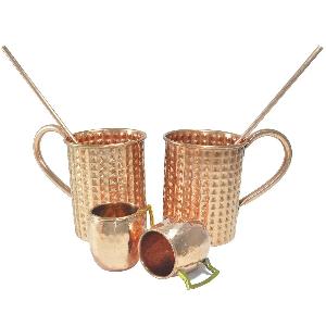 HAMMERED PURE COPPER MUG WITH STRAW.