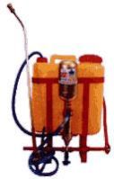 PLASTIC KNAPSACK SPRAYER WITH BATTERY