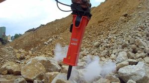 SANDVIK BR2577 hydraulic breaker