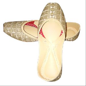 Ladies Ivory Punjabi Jutti