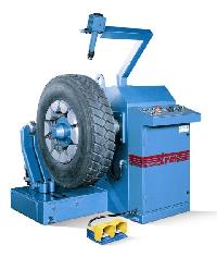 Tyre Retreading Machine