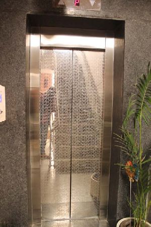 Automatic Lifts