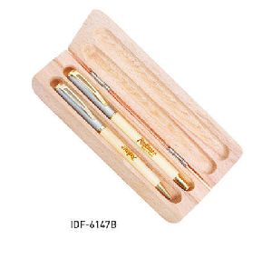 wooden pen set
