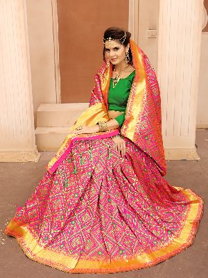 Krutifashion Pink And Green Banarasi Patola Style Saree