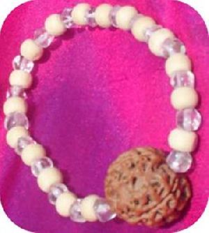 Spatik white sandalwood beads bracelet
