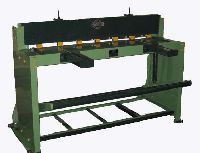 Metal Sheet Shearing Machine