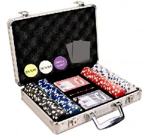 200 Pcs Diced Poker Chip Set Without Denomination