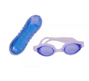 swimming goggle