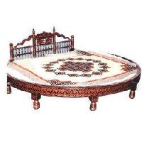 Wooden Sankheda Round Bed