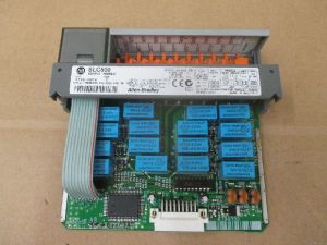 1746-OW16 SLC 500 Output Module