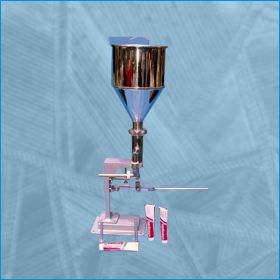 HAND OPERATED TUBE-LIQUID FILLING MACHINE