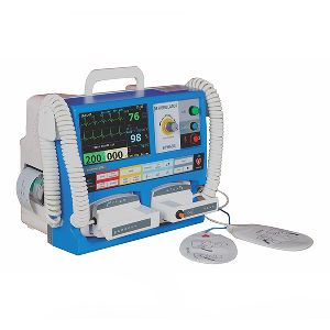 BIPHASIC DEFIBRILLATOR AND MULTIPARA MONITOR