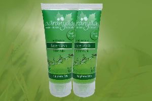 neem tulsi face wash