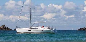 44 Sailing Yacht 01