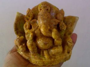 Gemstone Lord Ganesha Statue