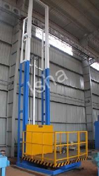 Hydraulic Cage Lift