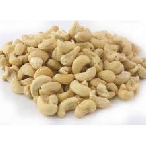 W320 Organic Cashew Nuts