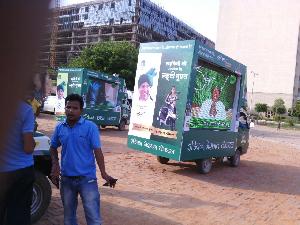Display LED Advertising Truck services