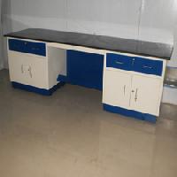 lab instrument table