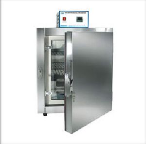 Bacteriological Incubator