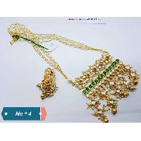 Beaded Artificial Necklace Set