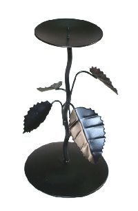 Four Leaf Candle Stand