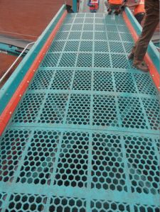 ABREX Vibrating Screens for Construction Industry