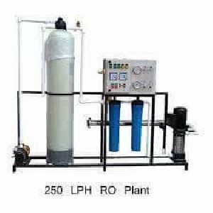 FRP 250 LPH RO Water Treatment Plant