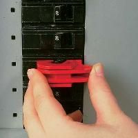 circuit breaker lockout