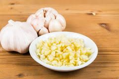 chopped garlic