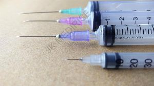 Hypodermic Single use Syringe