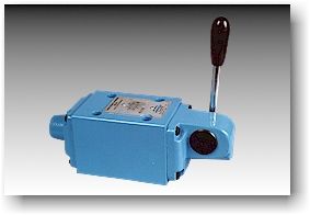 lever operated directional control valve