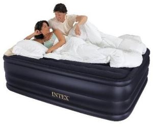 INTEX QUEEN SIZE AIR BED