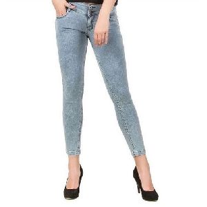 Ladies Plain Slim Fit Jeans