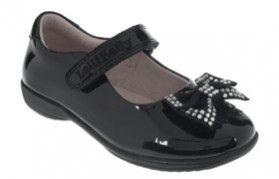 girls footwear