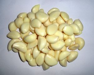 Fresh Peeled Garlic