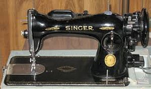 Manual Singer Sewing Machine