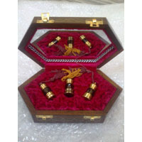 Wooden Box Packing Agarwood Oil