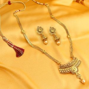 Sukkhi Exquisite Gold Plated Necklace Set for Women