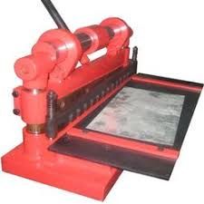 Hand Operated Shearing Machine