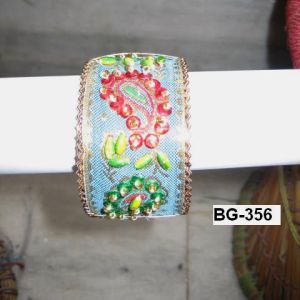 BG-356 Cuff bangles