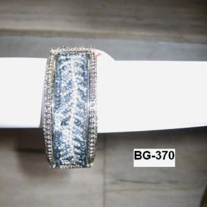 BG-370 Cuff bangles