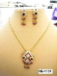 Necklace,Earrings-1139