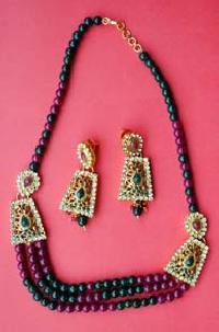 Antique Polki Necklace Set