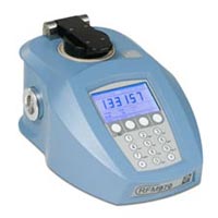 Digital refractometer