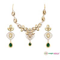 Emerald American Diamond Vilandi Necklace Set