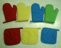 Kitchen Hand Gloves (03)