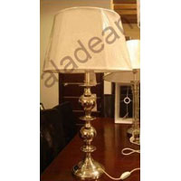 Traditional Style Table Lamp