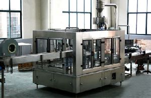 Automatic 3-in-1 Rinsing Filling Capping Machine