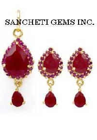 Colored Stones Pendant Earring Set